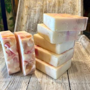 Havana Nights, Suede, Pink Pepper with Gentle Tobacco Leaf